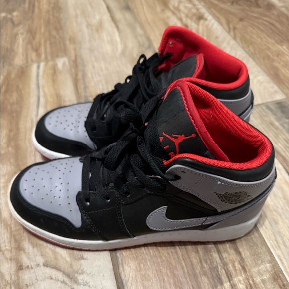 Nike Jordan 1 Mid Bred Shadow - Picture 4 of 8